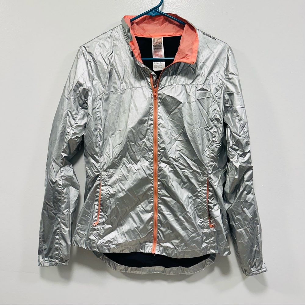B twin Lightweight Silver Windbreaker Jacket with Coral Trim